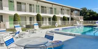 4035 South School Avenue Gallery 1