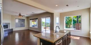 Beautiful 4 bedroom, 4.5 bathroom Home in the Varadero Community Gallery 28