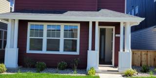 3 Bed 2.5 Bath with double attached garage in Belgrade Gallery 1