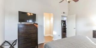 105 Gladiola unit: B Gallery 14