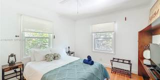 1419 NE 4th Ct Gallery 30