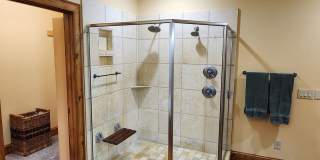 Fully Furnished Lakefront Home Gallery 27