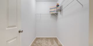 The Sovereign at Overland Park Apartments Gallery 19