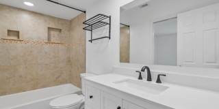GORGEOUS REMODELED 2BR/1.5BA TOWNHOME IN TALL PINES, LARGO! Gallery 14