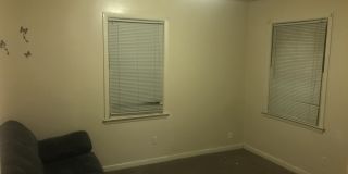 208 Wayne Ave Gallery 8