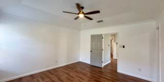 Viewable Now!  Pets Accepted! Gallery 18