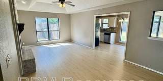 2009 Rockypoint Dr Gallery 6