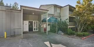 Georgetown Manor Gallery 26