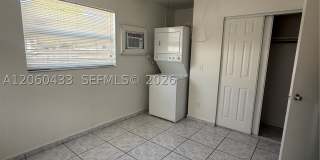 6137 SW 20th Ct Gallery 4