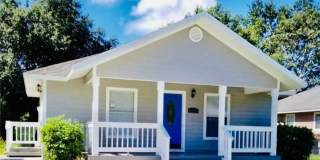 Cozy Smart 3BR 2 Bath House in Sarasota Gallery 1