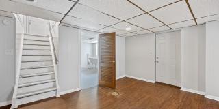 1723 Tuxworth Avenue Gallery 26
