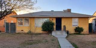 Charming 3BR/2BA Home in Bakersfield – 1,708 Sq Ft with Stove Included! Charming 3BR/2BA Home in Bakersfield – 1,708 Sq Ft with Stove Included! Gallery 1