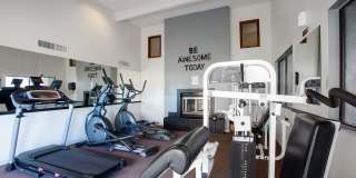 La Lomita Gallery 27