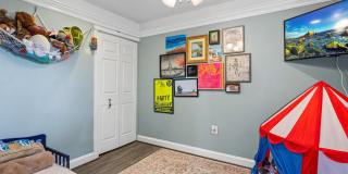 5613 FRANCONIA Road Gallery 19