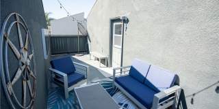 320 12th Street Gallery 17