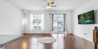 7308 WOOD POND Circle Gallery 5
