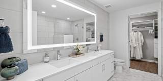 Society at Laurens Gallery 27