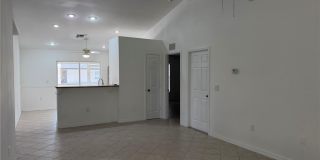 1424 NE 13th Place Gallery 5