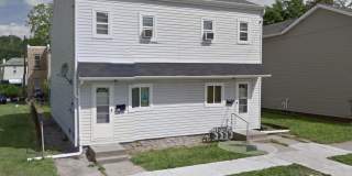 2 Bed, 1 Bath Duplex in McKeesport Gallery 1