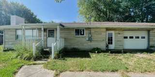 Washer and Dryer Hookups - Parker City Gallery 1