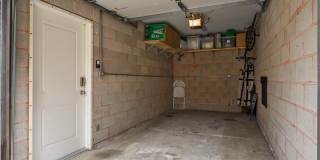 450 N Sangamon Street Gallery 25