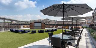 One William Gallery 73