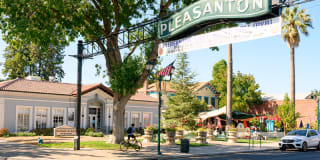 Pleasanton Heights Gallery 12