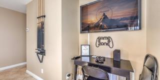 1918 Pintura Circle Gallery 8