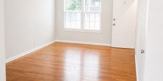 826 Hancock Ave Gallery 1