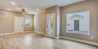 Skyway-Maxine Plan Gallery 4
