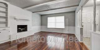 605 W Clarke Street Gallery 12