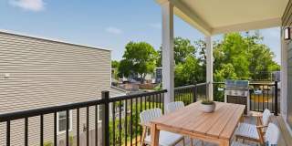 CHIC NEW 2 BEDROOM APARTMENT IN THE CHURCH HILL NORTH NEIGHBORHOOD Gallery 24