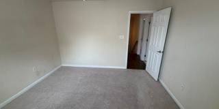 620 Leonard Lane Gallery 24