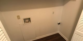 Three Bedroom House on Savannah Southside Gallery 9