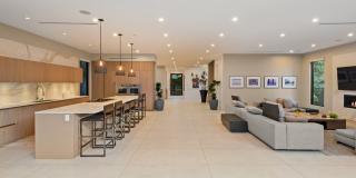 623 N Edinburgh Ave Gallery 11