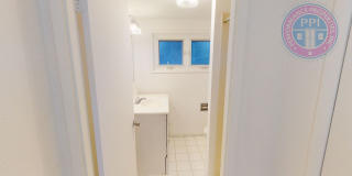 Coveted Old Town Lake Oswego Craftsman | Walk to George Rogers Park, Downtown Dining & Shopping Gallery 17