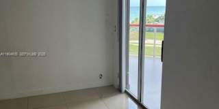 6767 Collins Avenue Gallery 17
