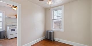 221 CHESTNUT Street Gallery 14