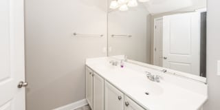 4 Bedroom 3.5 Bath Townhouse in Kingsbridge at Park West - Mt Pleasant Gallery 8