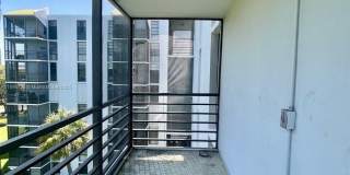 20400 W Country Club Dr Gallery 16