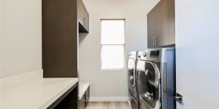 19 GARDEN RAIN Drive Gallery 32