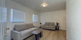 238 3/4 E. 51st St. Gallery 15