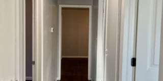 107 N Gillette Ave Gallery 19