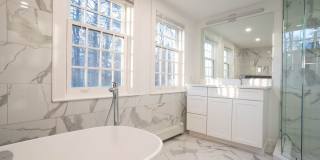 Entire House on 1 Acre of Land! - 8 Bedroom Gallery 23