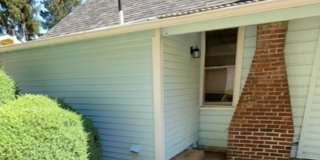 SMALL COTTAGE LIKE HOME IN DESIRABLE WEST SALEM Gallery 1