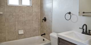 $3,880 / Gorgeous Remolded 3BR/2BA Home in Newark City Gallery 9