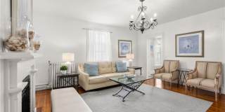 42 Mann Avenue unit: 2 Gallery 8