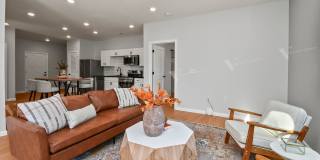 The Knoll Gallery 7