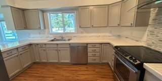 ~5 bedroom in a Picturesque Country Setting~ Gallery 3