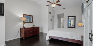 1447 GLENEAGLES DRIVE Gallery 32
